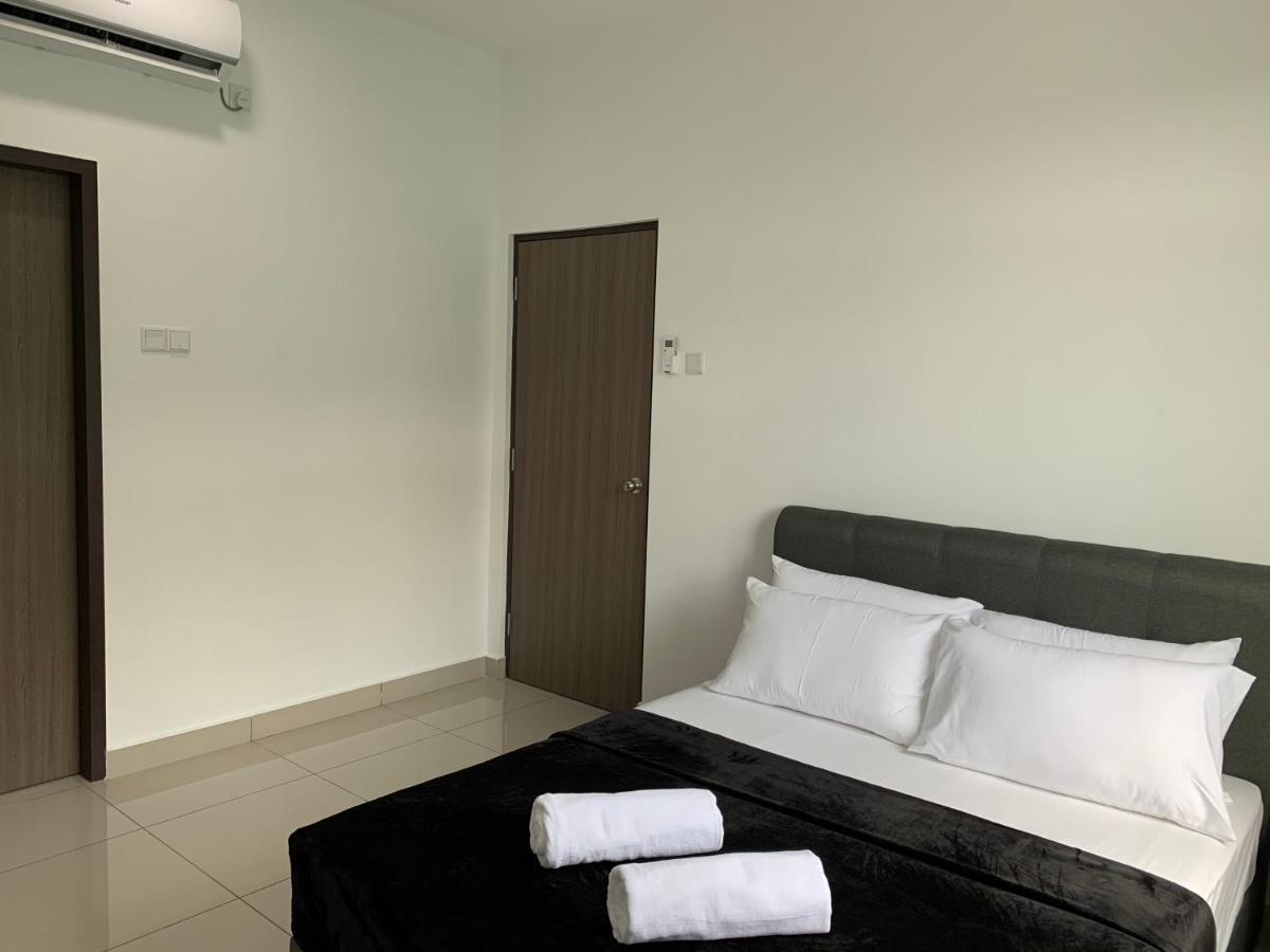 Desaru Utama Apartment With Karaoke, Netflix, Pool View, Free Wifi And Near Car Park Exterior foto