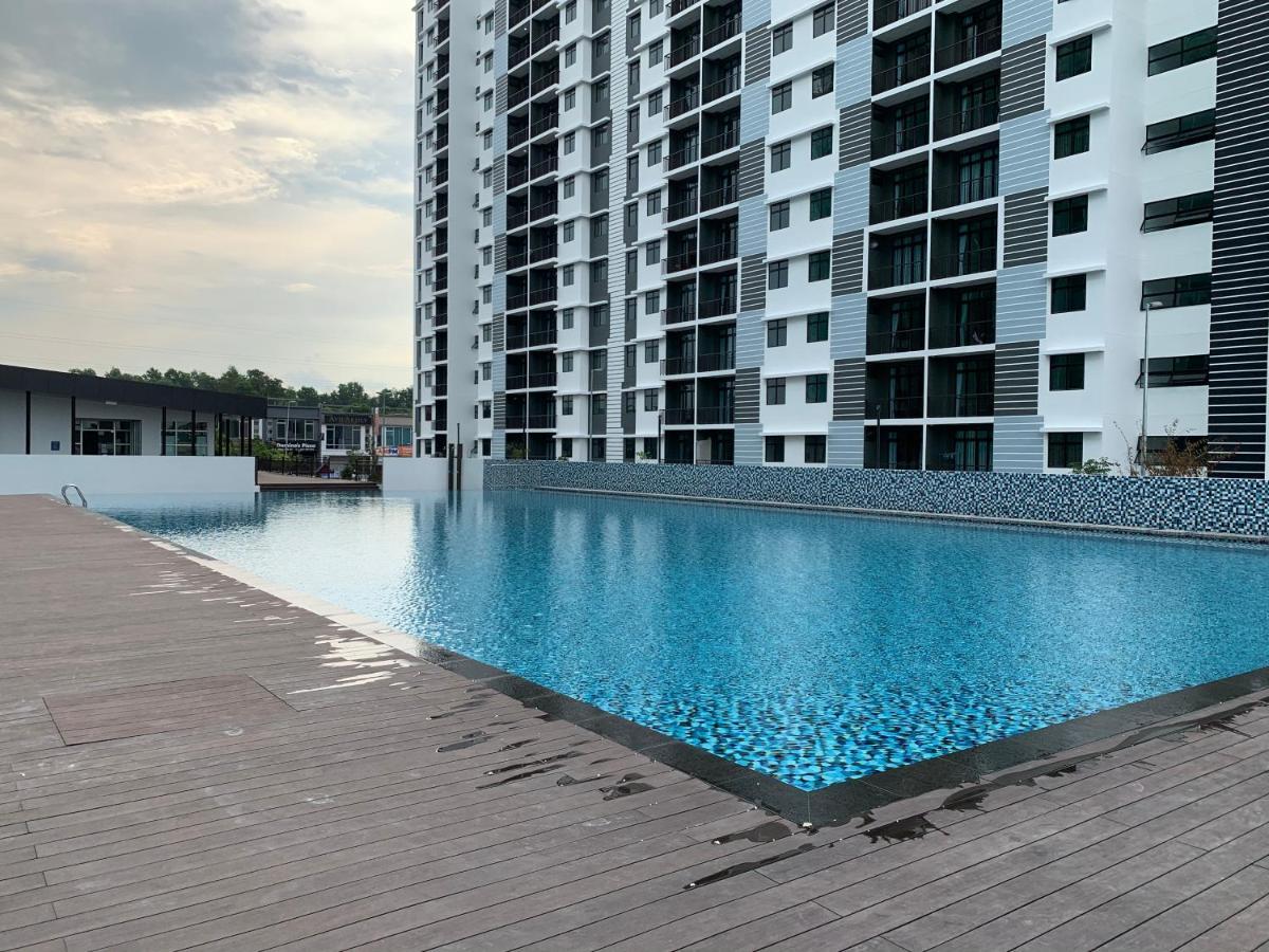 Desaru Utama Apartment With Karaoke, Netflix, Pool View, Free Wifi And Near Car Park Exterior foto