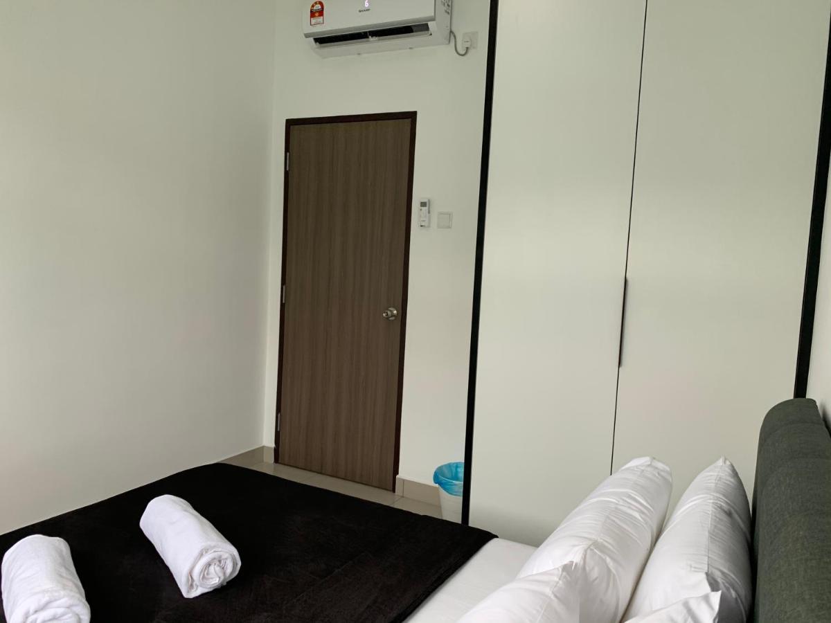 Desaru Utama Apartment With Karaoke, Netflix, Pool View, Free Wifi And Near Car Park Exterior foto